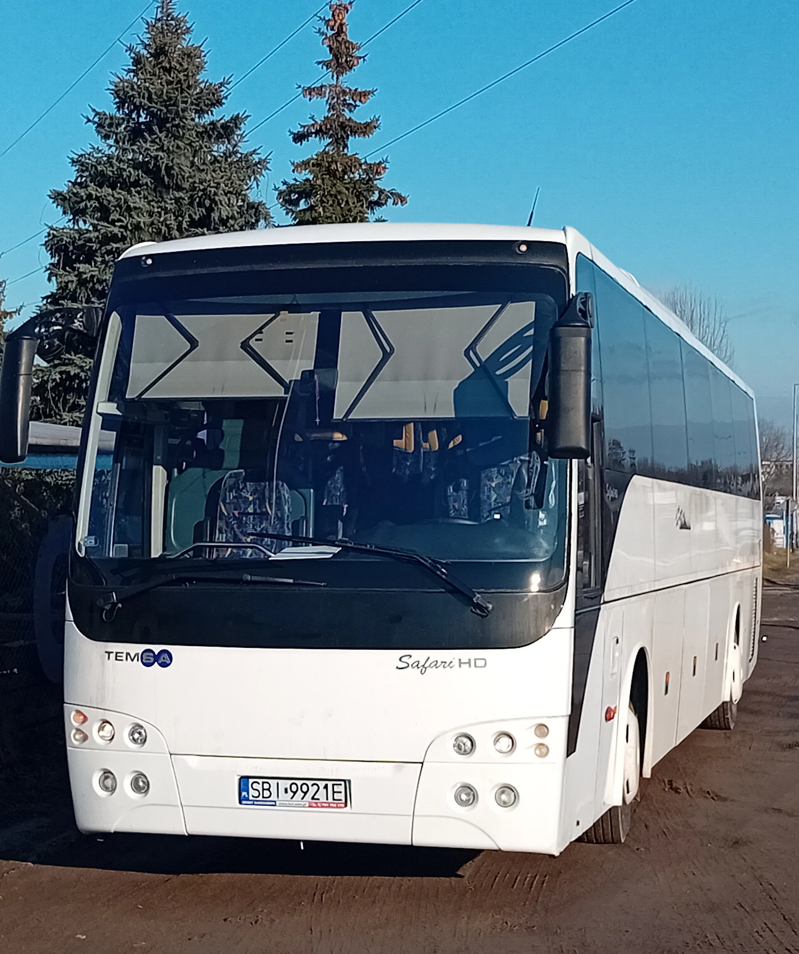 Autobus QL Bus przewozy autokarowe Bielsko Kęty Andrychów Autobus QL Bus przewozy autokarowe Bielsko Kęty Andrychów