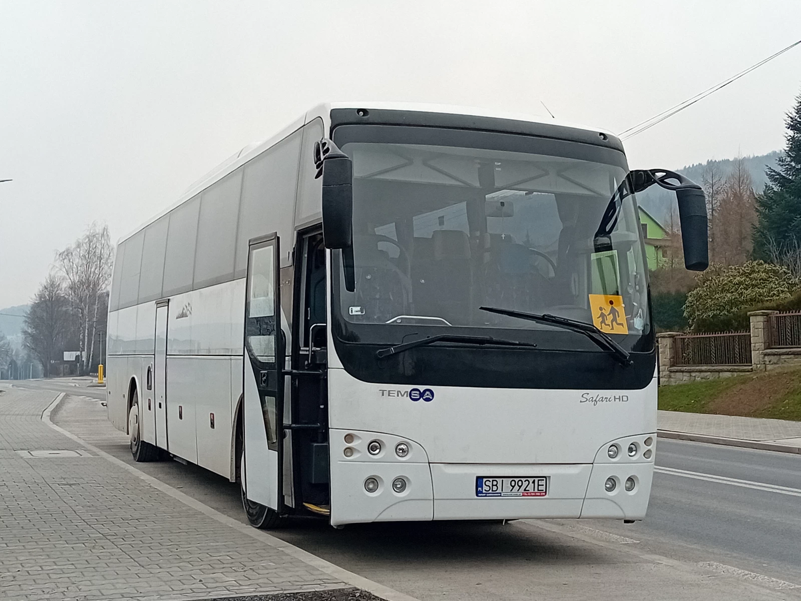 Autokar tesma przewozy osób Ql-Bus