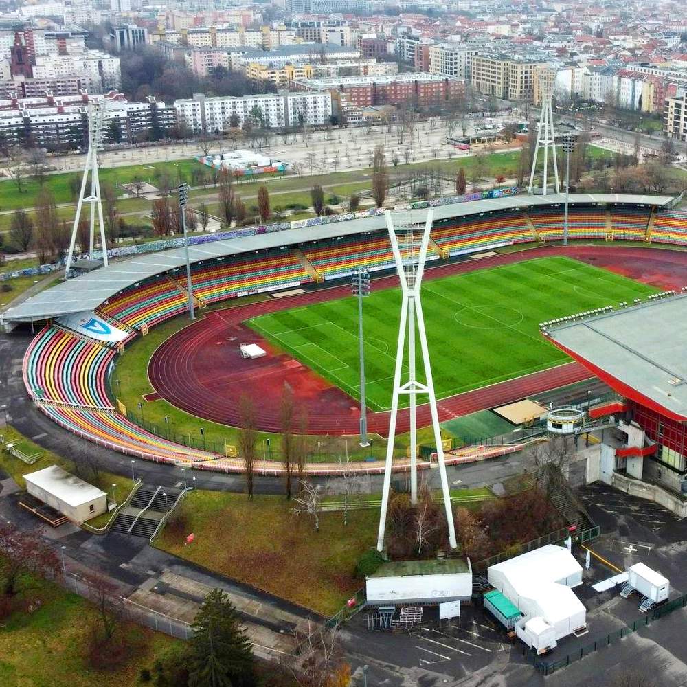 Przewóz grup osób na stadiony sportowe Przewóz grup osób na stadiony sportowe